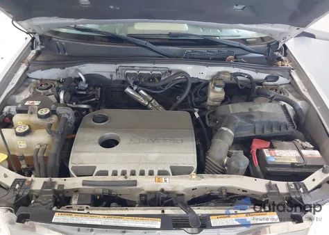 2009 Ford Escape Hybrid Limited z USA, uszkodzony, nr VIN 1FMCU59339KC01917